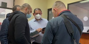 Tres padres de familia de Ucrania solicitan residencia para sus familias en Guatemala