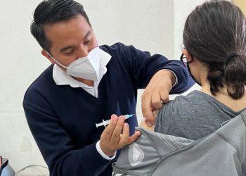 Guatemala supera los 15 millones de dosis contra COVID-19 administradas