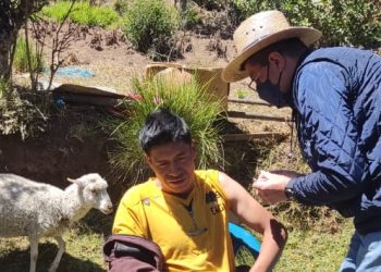 Jornadas rurales amplían cobertura de vacunación en San Marcos