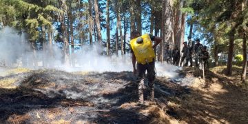 Soldados, preparados para atender incendios forestales