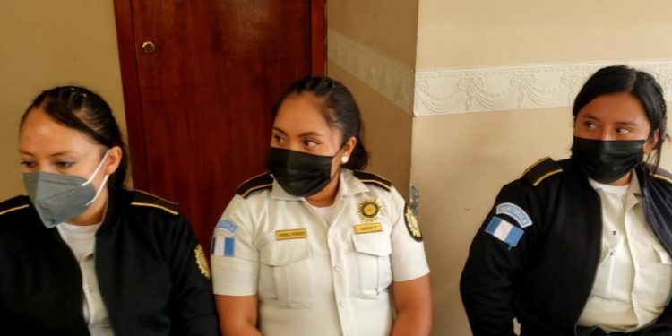 Reconocen labor de las mujeres en la PNC