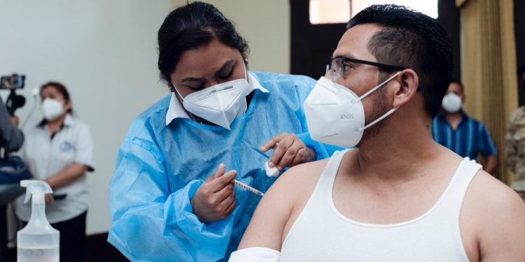 Alta Verapaz llevará a cabo nueva jornada intensiva de vacunación