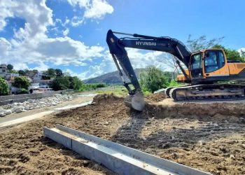 Comienzan trabajos para instalación de puente tipo Liberty sobre el río El Naranjo