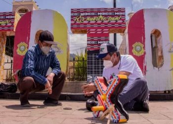 Colectivo revive el juego de “las tipachas” en Totonicapán