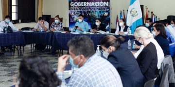 Autoridades y cooperantes internacionales promueven desarrollo para prevenir conflictividad en Valle del Polochic