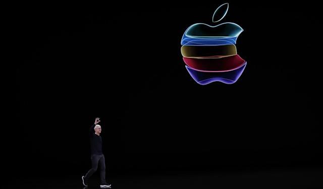 Apple pone su primer pie en el deporte