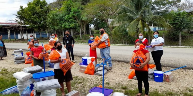 Lluvias y fuertes vientos asociados a la época fría provocan 155 incidentes