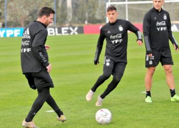 Messi, Paredes y Di María se suman a los entrenamientos de Argentina