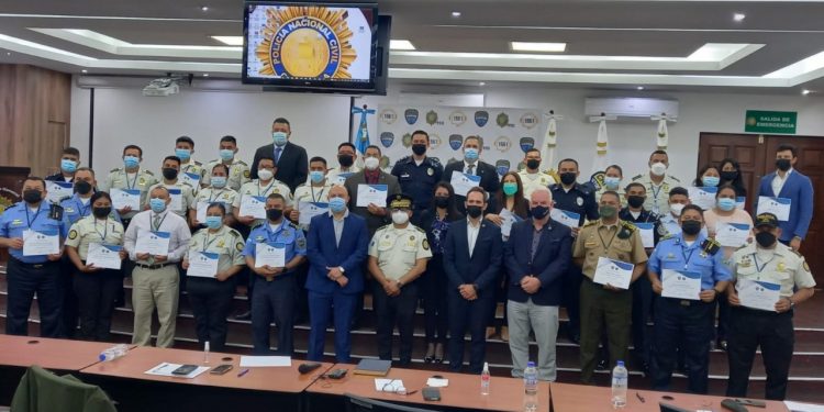 Fuerzas policiales fortalecen sus capacidades en atención inmediata a denuncias ciudadanas