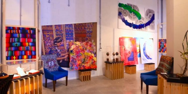 Realizan exhibición de obras guatemaltecas en Expo 2020 Dubái