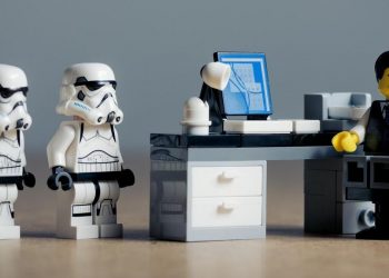 Lego suspende envío de productos a Rusia por sanciones comerciales