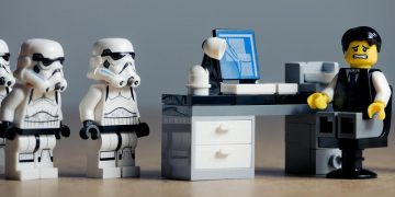 Lego suspende envío de productos a Rusia por sanciones comerciales