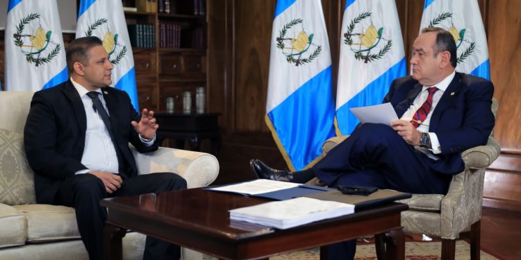 Henry Elías Wilson, aspirante a Fiscal General y Jefe del MP, expone plan de trabajo