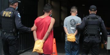 Presuntos sicarios de la Mara 18 capturados tras ataque armado