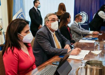 Lanzan plataforma digital para agilizar gestiones de regulación de alimentos y bebidas