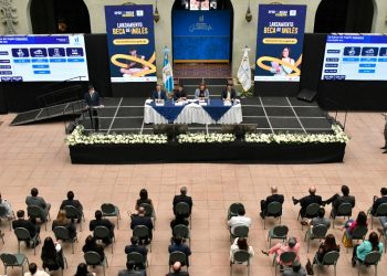 Lanzan Programa de Becas de Inglés para beneficio de guatemaltecos