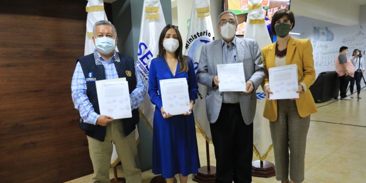 Instituciones se unen a convenio para fortalecer acciones en el marco de Gran Cruzada Nacional por la Nutrición