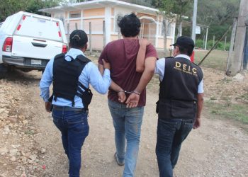 Capturan a dos individuos acusados de asesinato en Petén