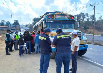 Multan a unidades de transporte por alza en el pasaje