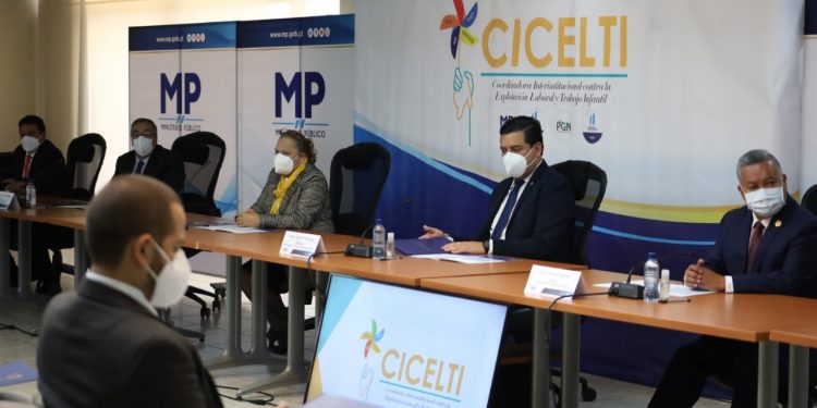 Ministerios de Salud y de Desarrollo se unen a lucha contra el trabajo infantil