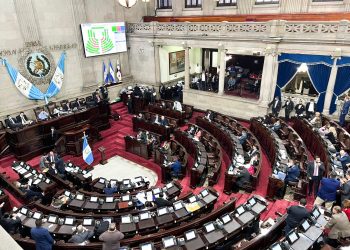 Congreso aprueba ley para facilitar acceso a vivienda social