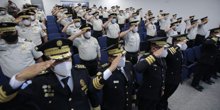 Inauguran cursos de ascensos para fortalecer a la PNC