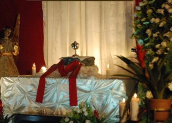 Conmemoran día eucarístico