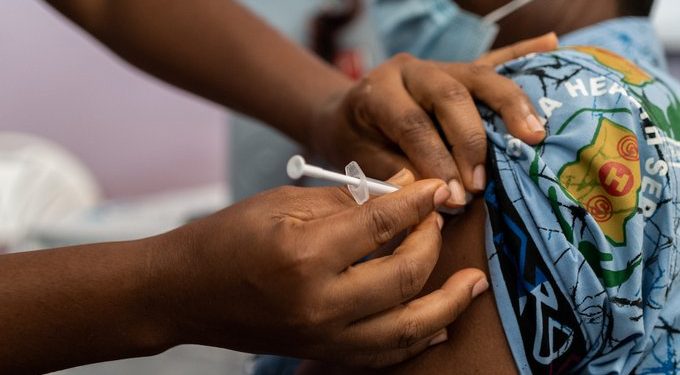 OMS: casos de COVID en África podrían ser 97 veces más que los oficiales