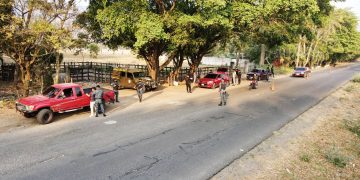 Detienen a extranjeros por no cumplir requisitos migratorios