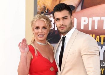 Britney Spears anuncia que está embarazada