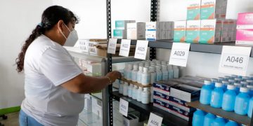 Farmacia de Proam en el Hospital Nacional de El Progreso.