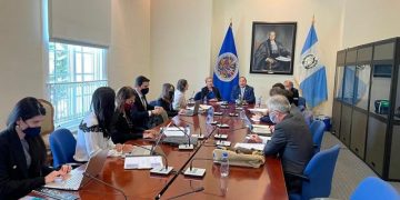 Guatemala y la OEA fortalecen alianzas para trabajar en desarrollo y lucha contra la corrupción