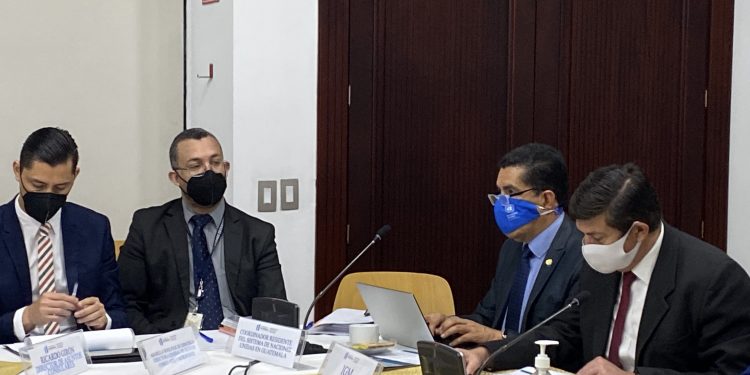 Guatemala analiza escenarios por levantamiento de Título 42