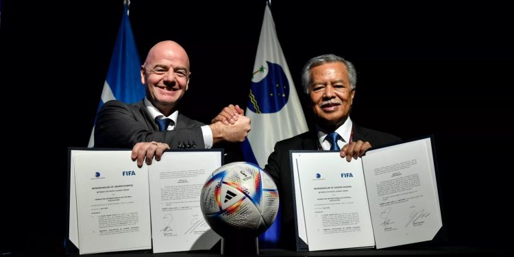 FIFA firma acuerdo con Foro Islas del Pacífico para combatir cambio climático