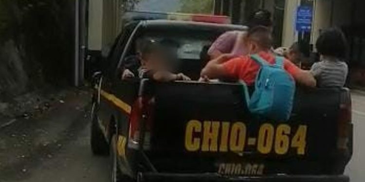 Remiten a Migración a grupo de extranjeros por ingreso irregular al país