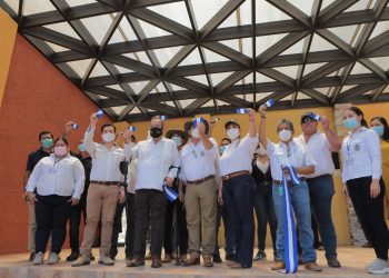 Presidente inaugura Museo Arqueológico del Cobán, en Zacapa
