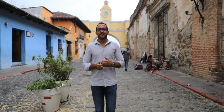 El jeque Fahim Bin Sultan Bin Khalid Al Qasimi,