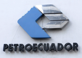 Ecuador convoca concurso para reabrir 100 pozos de petróleo y captar gas