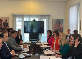 Exponen oportunidades para la generación de negocios en Guatemala