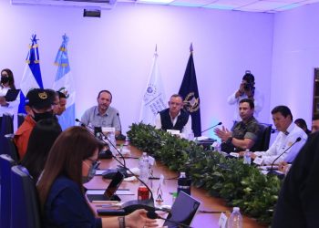 Guatemala y El Salvador realizan primer encuentro bilateral sobre seguridad
