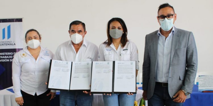 Mintrab refuerza acciones contra el trabajo infantil en San Antonio La Paz