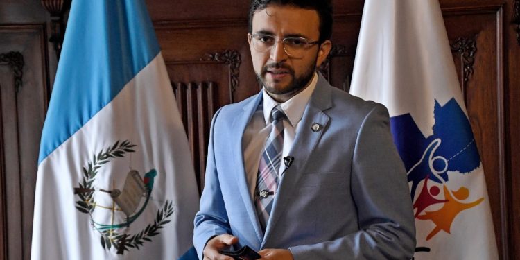 Secretario de Comunicación Social de la Presidencia informa sobre anuncio de desescalada de medidas sanitarias
