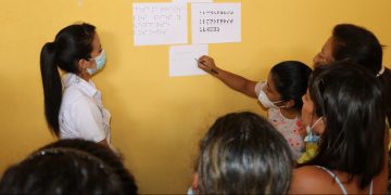 Docentes se capacitan para atender a estudiantes con necesidades especiales