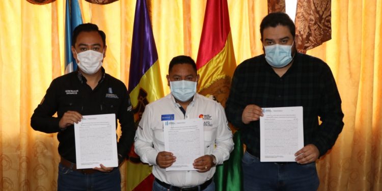Avanza firma de convenios para proyectos de desarrollo en San Marcos   