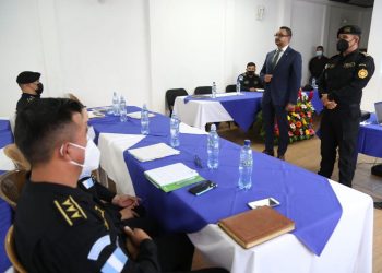 Coordinan y conocen avances de planes de combate al narcotráfico