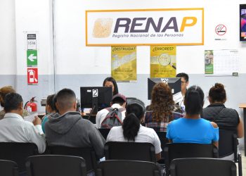 Renap brinda atención especializada a grupos vulnerables