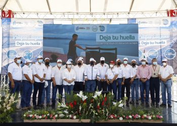 Presidente Giammattei inauguró Playas Limpias en Flores, Petén.