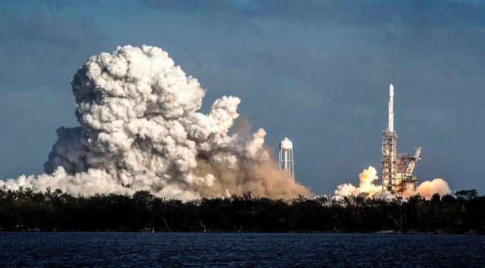 Ejecutan prueba de carga de combustible de la misión Artemis 1