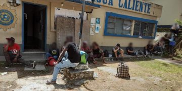 Remiten a Migración a 22 extranjeros por ingreso irregular al país