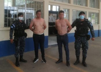 Remiten a Migración a dos presuntos mareros salvadoreños